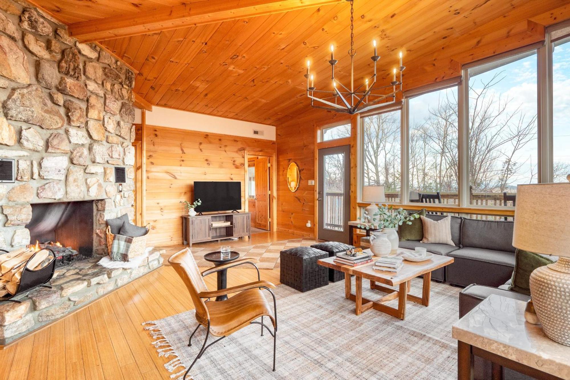 Chestnut By Avantstay Mountain Cabin W Treetop Views Hot Tub Game Room Gatlinburg Exterior foto